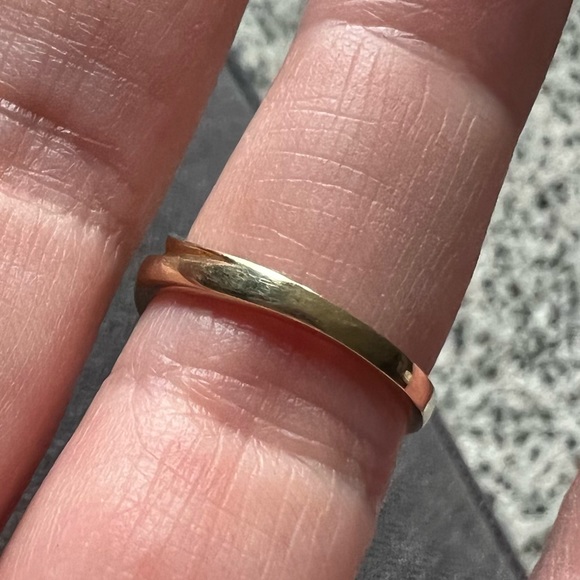 10k Yellow Gold Opal Ring - Picture 7 of 16